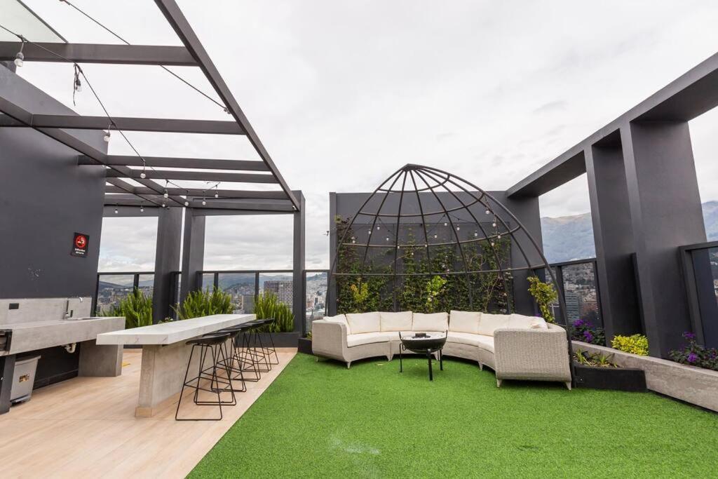 Xoe Designer Apartment